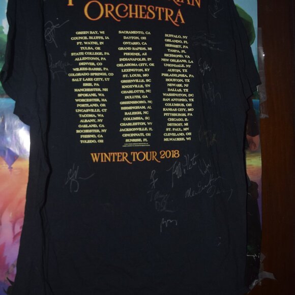 Trans-Siberian Orchestra 2018 tshirt XL autographed by TSO West members - Picture 3 of 7